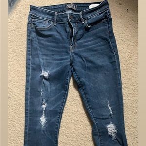 A&F low rise skinny ankle jeans 25/0